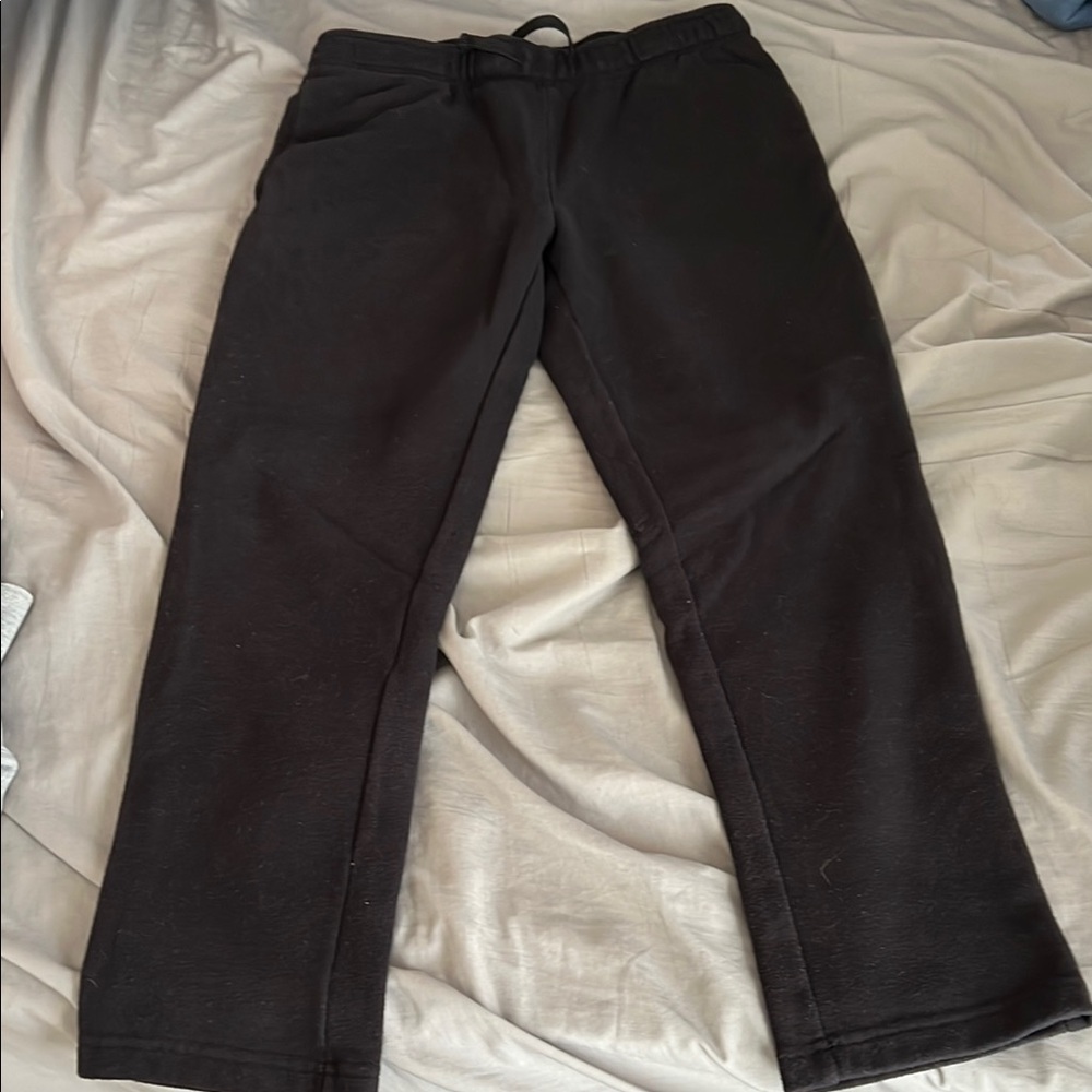 Tek Gear Black Sweatpants with Elastic Waistband and Cuffs